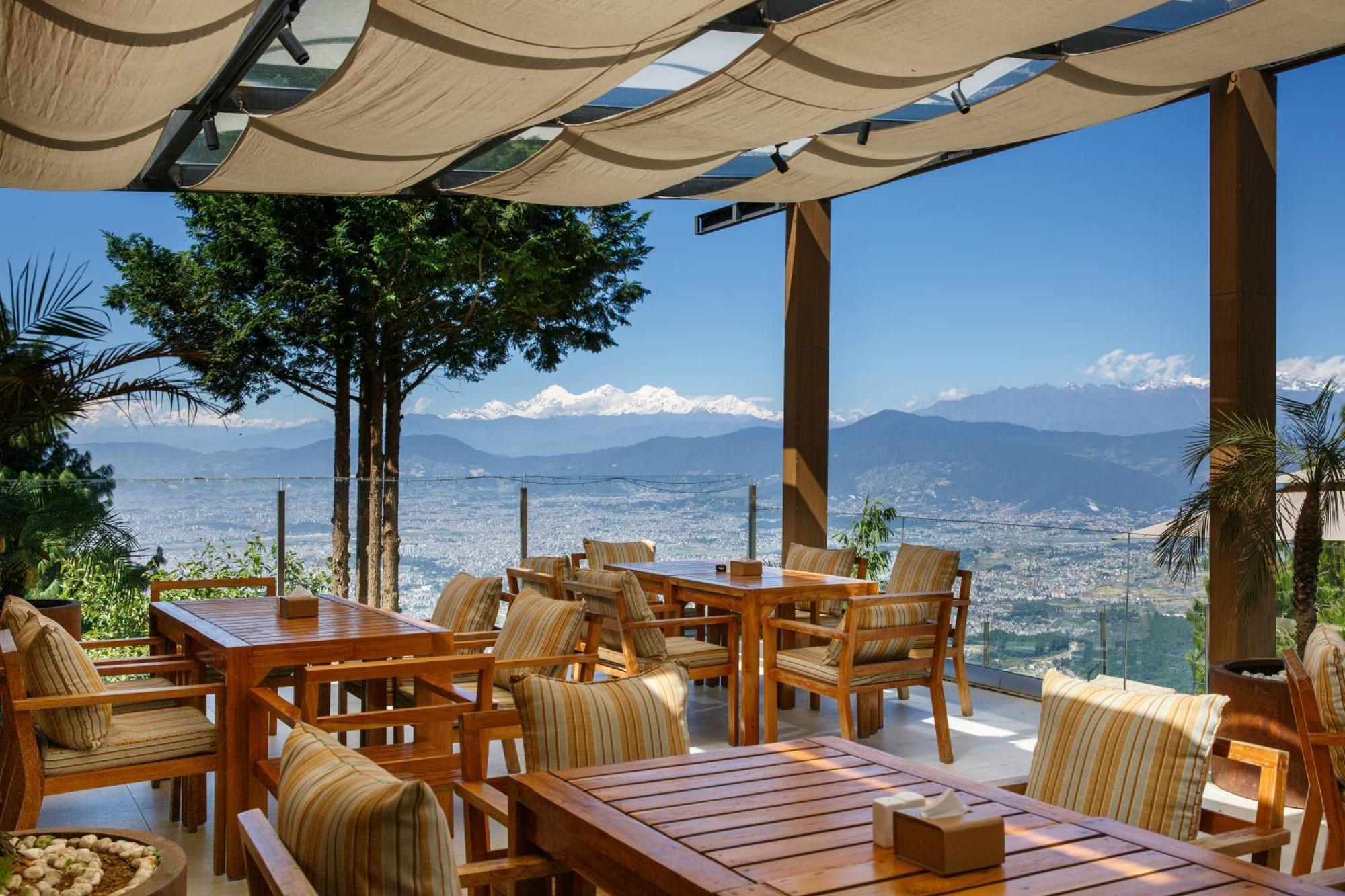 The Terraces Resort And Spa Bhatgoan エクステリア 写真