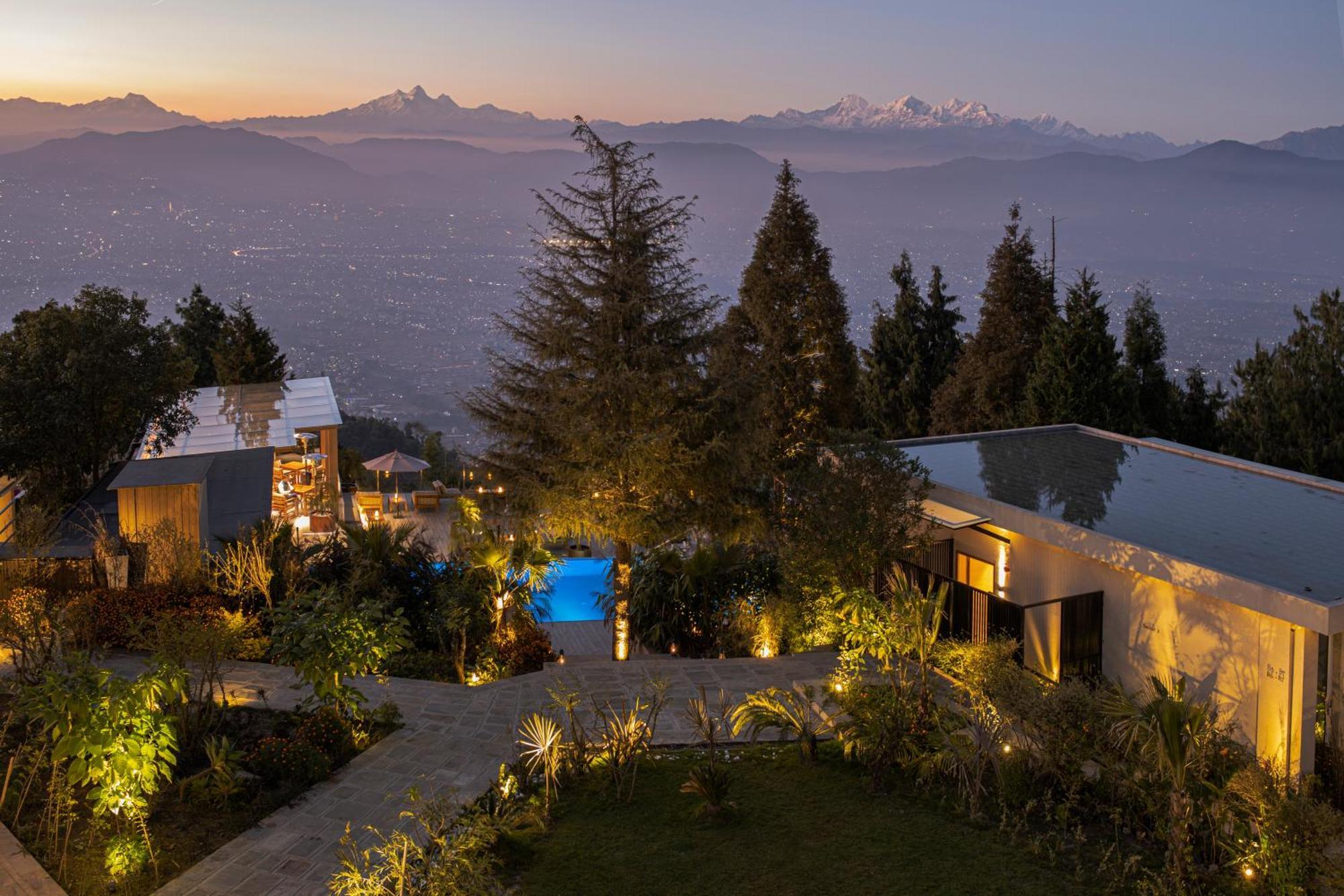 The Terraces Resort And Spa Bhatgoan エクステリア 写真