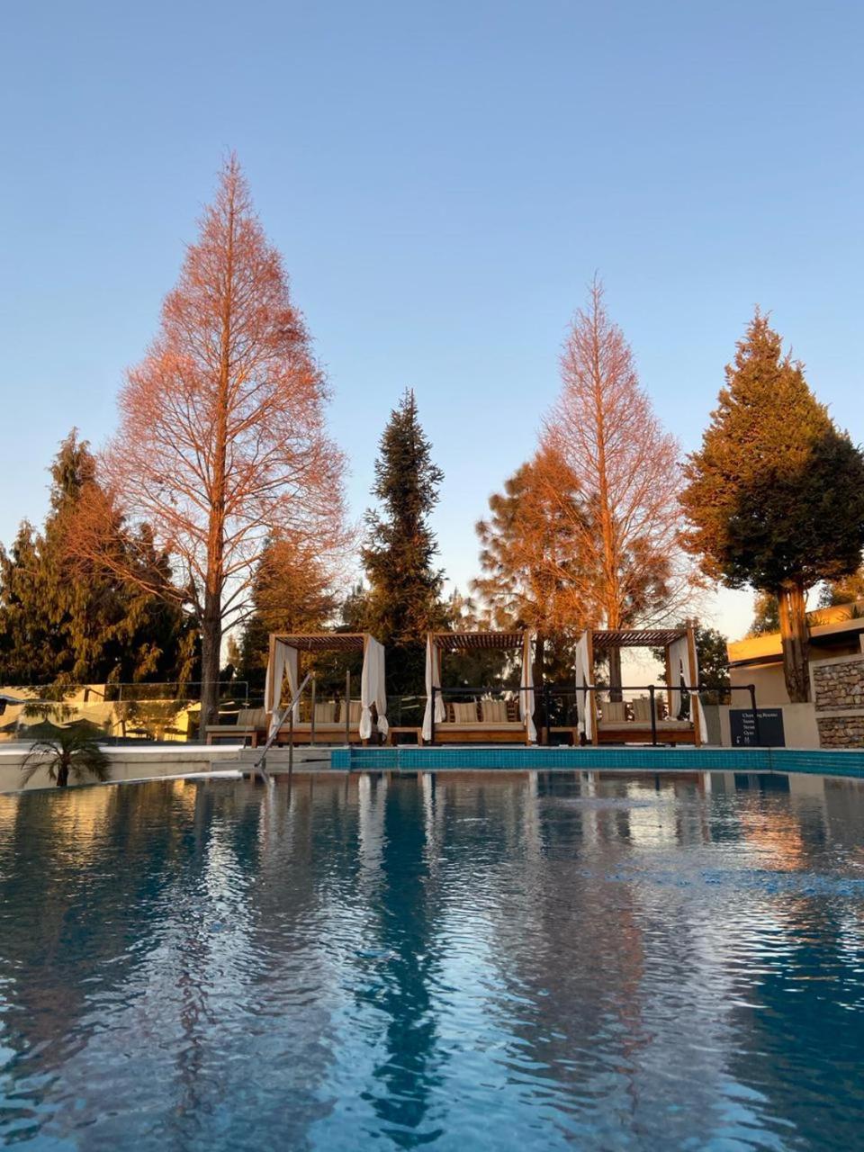 The Terraces Resort And Spa Bhatgoan エクステリア 写真