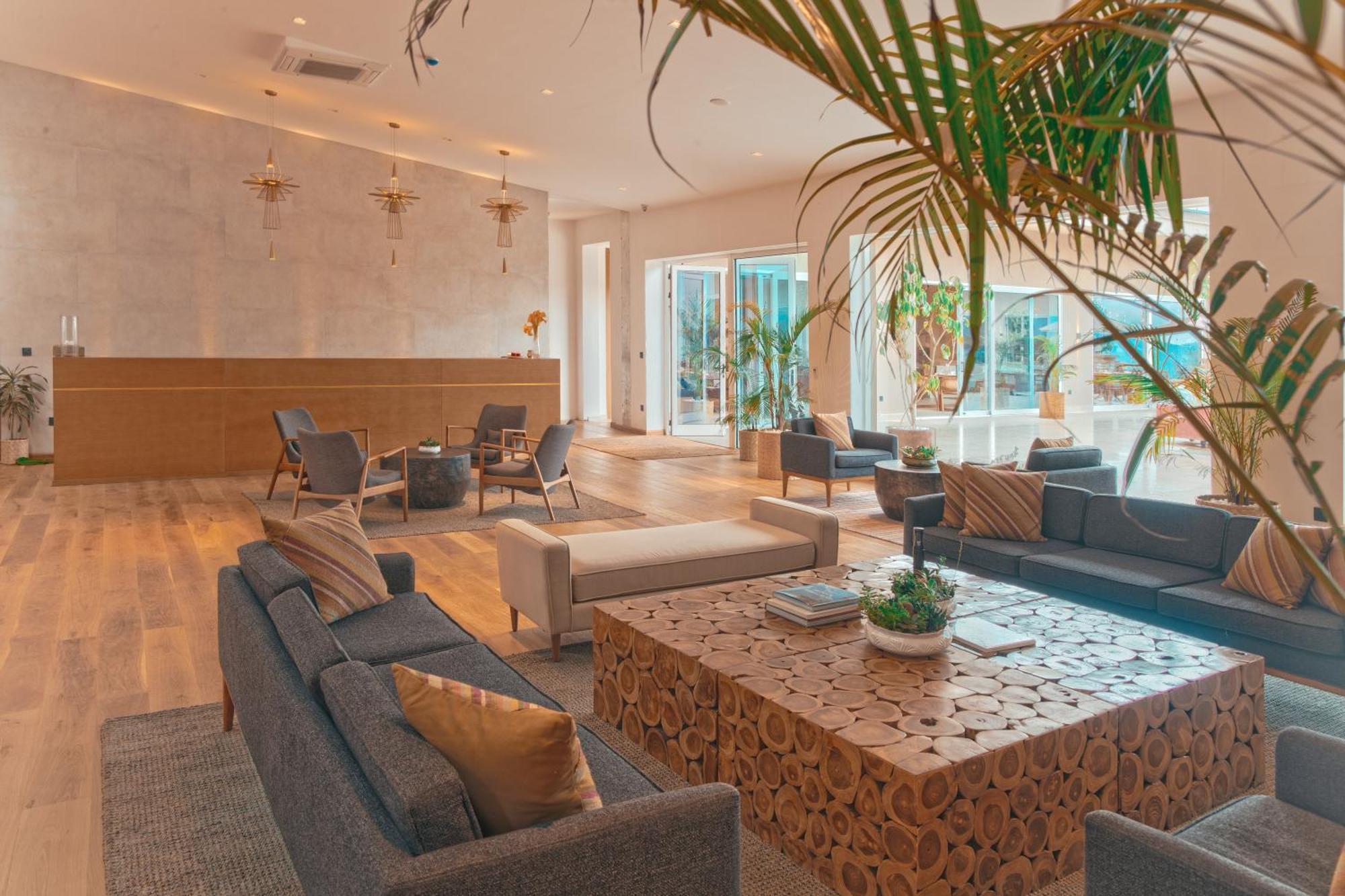 The Terraces Resort And Spa Bhatgoan エクステリア 写真