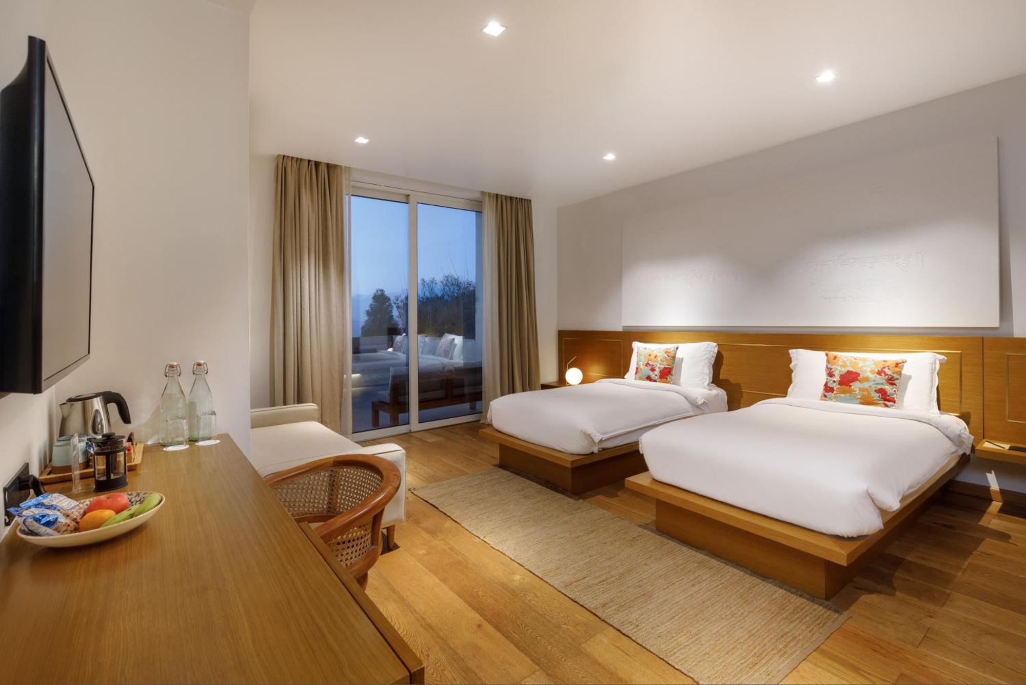 The Terraces Resort And Spa Bhatgoan エクステリア 写真